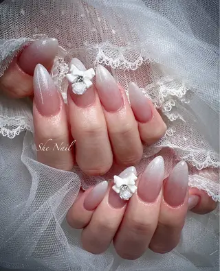 ネイル She   Nail所属・ISA_ BELLAのネイルデザイン