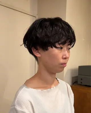 ショート パーマ L’HOMME BLANC所属・佐藤 優里奈のヘアスタイル