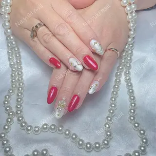 ネイル Queenie 🦋のネイルデザイン