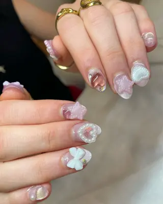 ネイル M Nails Bar at blühen village所属・M Nails Barのネイルデザイン