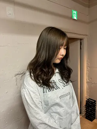 セミロング カラー 🩵似合わせカット SEIRA🩵のヘアスタイル