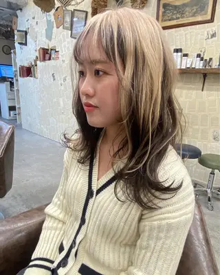 ロング sea's所属・ヒラカホ/矢場町/ ブリーチ/似合わせのヘアスタイル