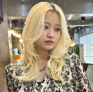 ロング カラー 【当日OK◉】レ イヤー/透明感カラーのヘアスタイル