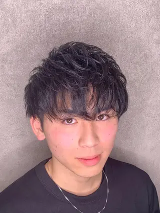 ショート siki. 石渡のヘアスタイル
