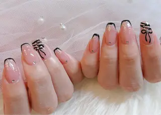 ネイル le'a-レア-【ア イ×ネイル×眉】のネイルデザイン