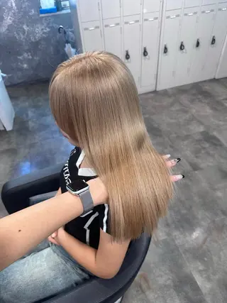 カラー 海外トレンドヘア🤍 sumireのヘアスタイル