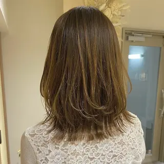ミディアム TOMTO【トマト】所属・カット /横浜 / 🎀ayuka🎀のヘアスタイル