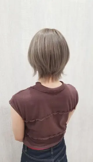 ショート 顔周りレイヤーカット 髪質改善代表西村功平のヘアスタイル