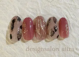 ネイル デザインサロン attra 本八幡店のネイルデザイン
