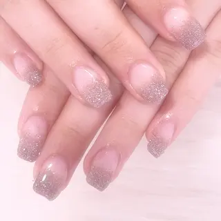 ネイル 梅島のネイル屋さん所属・梅島の ネイル屋さんのネイルデザイン