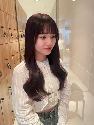 ロング chihiro / レイヤーカットモデルのヘアスタイル