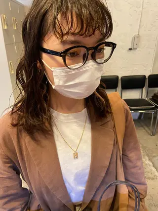 セミロング カラー パーマ satsuki 暖色・ブラウンカラーのヘアスタイル