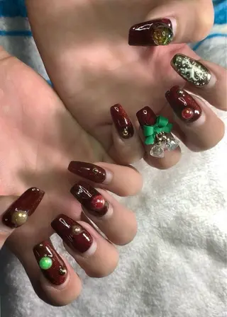 ネイル MHR nailのネイルデザイン