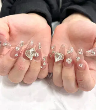 ネイル FLY Nail Salonのネイルデザイン