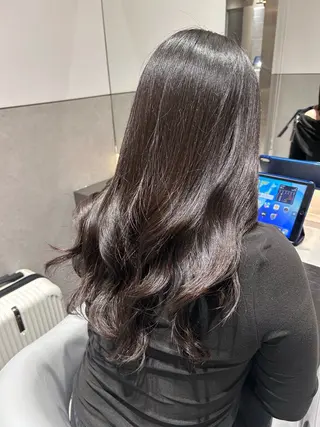 ロング SALOWIN 新宿三丁目me+所属・レイヤー/ボブ/ 髪質改善/石井ハルカのヘアスタイル