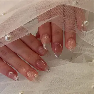ミディアム NAIL SALON FLOR所属・キラキラネイル/ 韓国ネイルMAKIのネイルデザイン