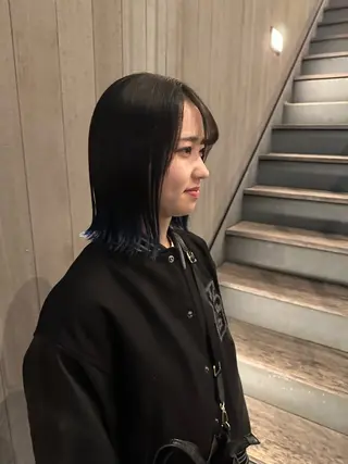 ミディアム カラー 似合わせレイヤー 海外風レイヤーmioのヘアスタイル