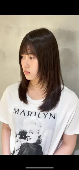 セミロング 🦋美髪矯正、髪質 改善のプロ🦋アオイのヘアスタイル