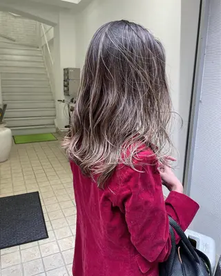 セミロング カラー Tao所属・藤川 大智のヘアスタイル