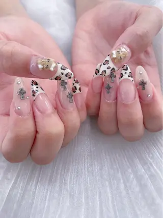 ネイル 五十嵐 美智のネイルデザイン