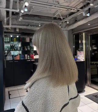 ロング カラー 岩堀 氷河のヘアスタイル