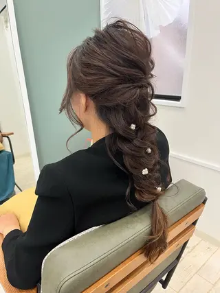 ロング ヘアアレンジ M.arc 【マーキ】のヘアスタイル