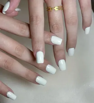 ネイル 高木 維麗絲のネイルデザイン