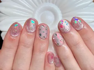 ショート カラー ネイル ネイルサロン リリーブランシュ所属・森 瑞紀のネイルデザイン