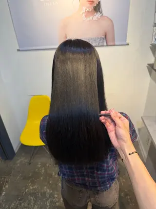 セミロング 縮毛矯正/レイヤー カット⭐️SHOTAのヘアスタイル