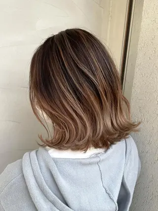 ミディアム カラー LODAT横浜 by little【ロダットヨコハマ バイリトル】所属・TO RUのヘアスタイル