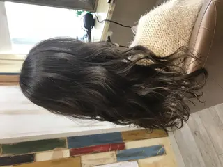 カラー 嶋村夏実🌼レイヤー 🌸白髪ぼかしのヘアスタイル