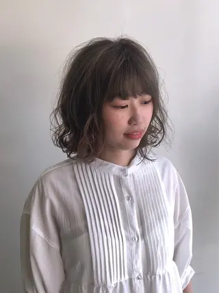 ミディアム Emitas.宮街道店所属・Yusei/似合わせ /韓国風レイヤーのヘアスタイル