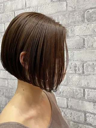 ショート 高槻裕二 ショートボブ縮毛矯正のヘアスタイル