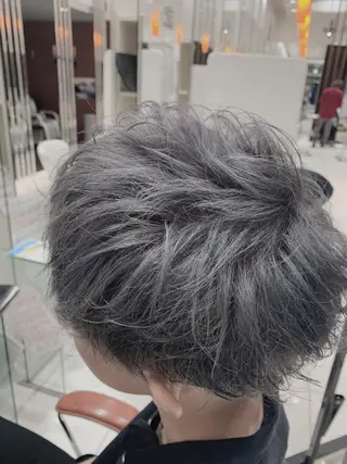 カラー メンズ 金井 郁弥のヘアスタイル