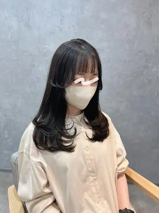 ロング カラー 中村 ひなたのヘアスタイル