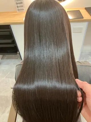 ロング カラー パーマ ヘアアレンジ キッズ 関内　髪質改善　特化 re:Magoのヘアスタイル