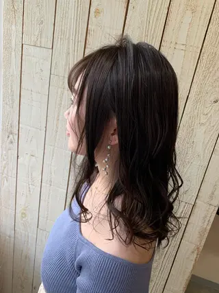 セミロング カラー little×PORTO sannomiya所属・Topstylist HARUのヘアスタイル