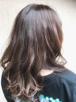 ミディアム カラー vato マンツーマンサロンのヘアスタイル