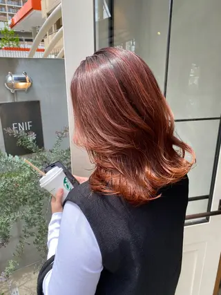 セミロング カラー ENIF ヤマグチアツコのヘアスタイル