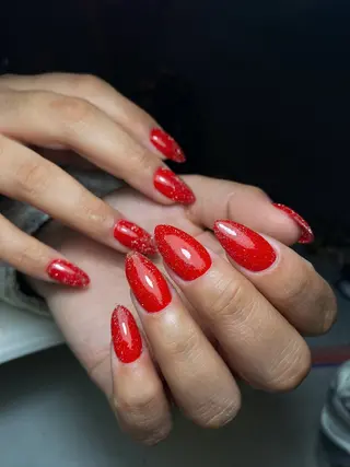 ネイル Isinha Nailsのネイルデザイン