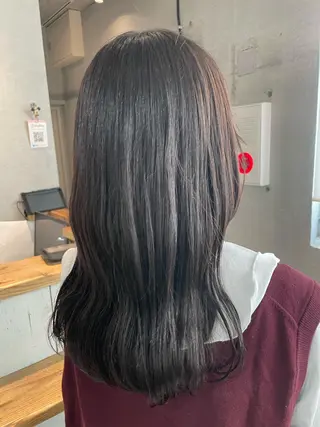 ロング カラー しのはら まどかのヘアスタイル