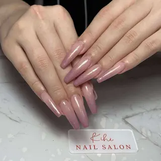 ネイル 💕鈴木ユリ パラジェル/オフ無料のネイルデザイン