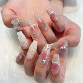 ネイル ゴテゴテ💙ワンホン リオナのネイルデザイン