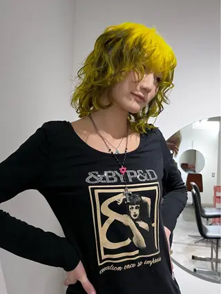 ミディアム カラー TOTA 唯一無二カラーのヘアスタイル