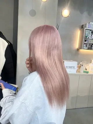 ロング カラー qulim所属・前橋 姫奈のヘアスタイル