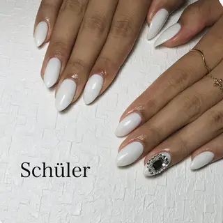 ネイル Schüler所属・野内 まきのネイルデザイン