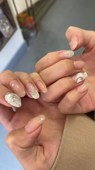 ネイル 栗田 ゆう子のネイルデザイン