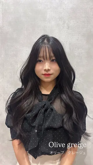 カラー 大橋 彩香のヘアスタイル