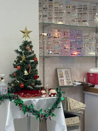 ネイルサロンキューティプティ所属・アワ ネイル池袋のネイルデザイン