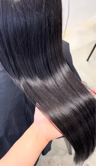 ロング 羽鳥 菜々子のヘアスタイル